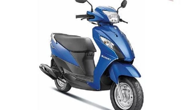 Suzuki Lets Motor Skuter Bermesin Tangguh Nyaman Selama Perjalanan